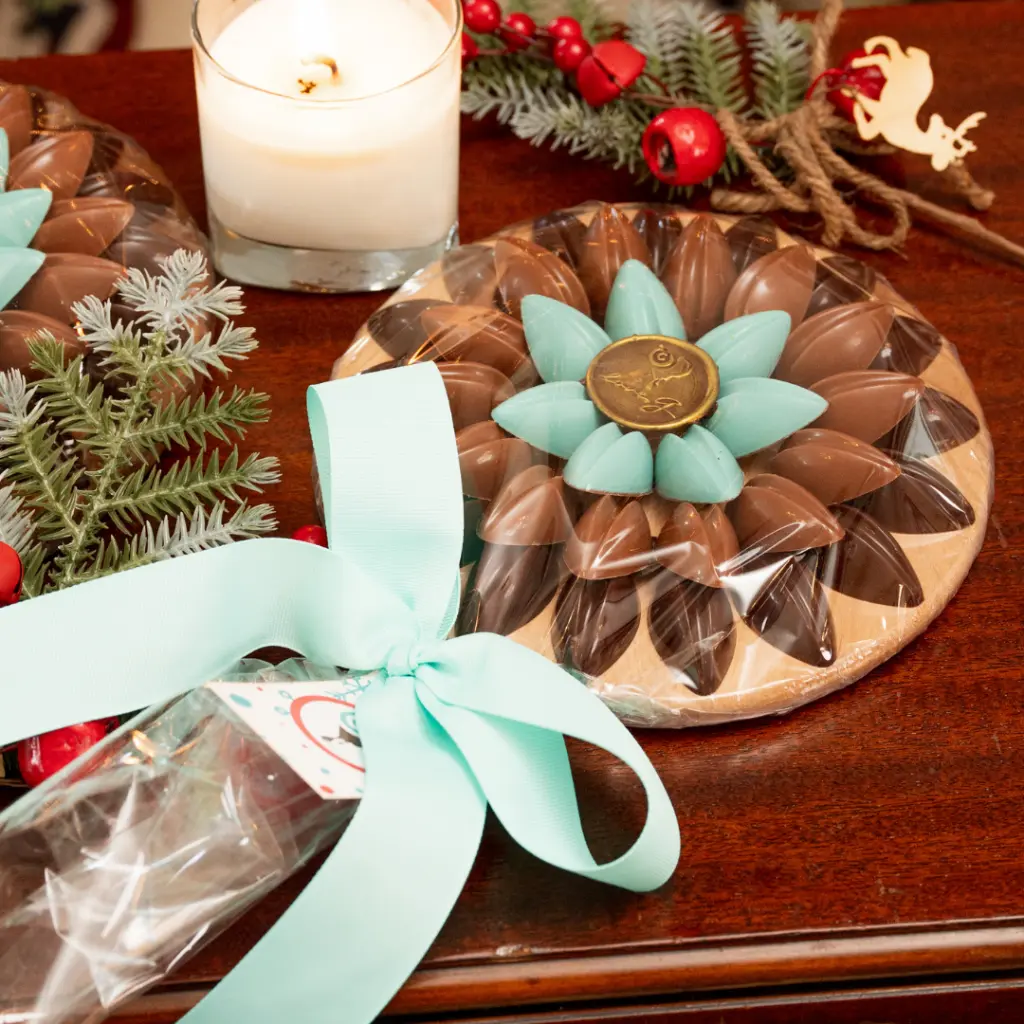 Merry & Bright 2.webp